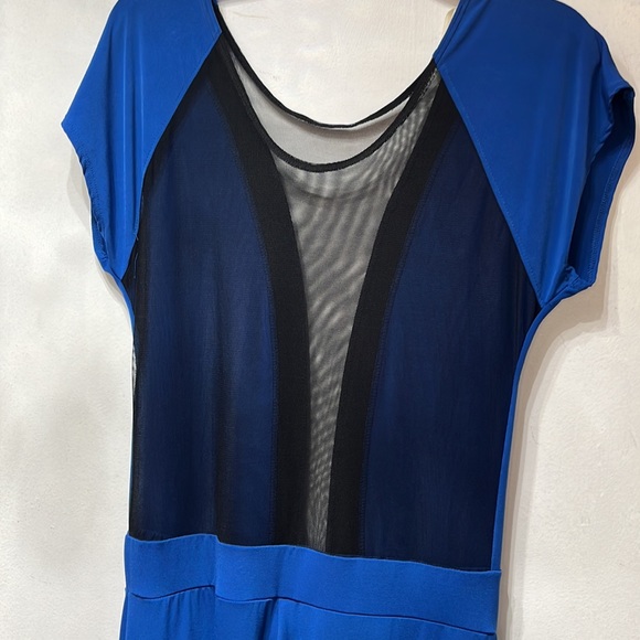 Nwot jumpsuit - Picture 2 of 3